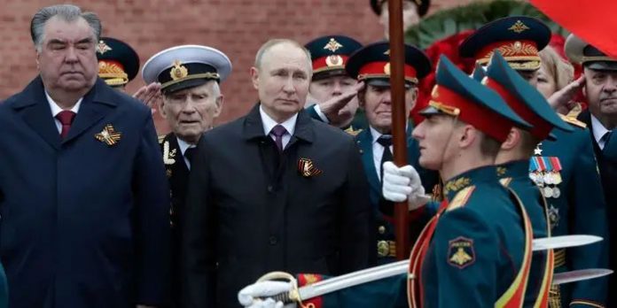 Vladimir Putin a cerut „continuarea războiului contra nazismului”!