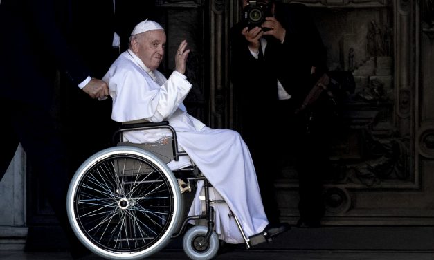 Va demisiona Papa Francisc?