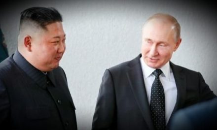 Disperatul Putin „se gândește să apeleze la Kim Jong Un pentru ajutor în Ucraina și să ofere energie și cereale în schimbul a 100.000 de soldați”, susțin rapoartele ruse.