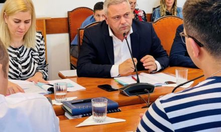 Driblează ministrul Florin Barbu fermierii români?