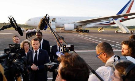 Macron comentează „Bataclanul rusesc”
