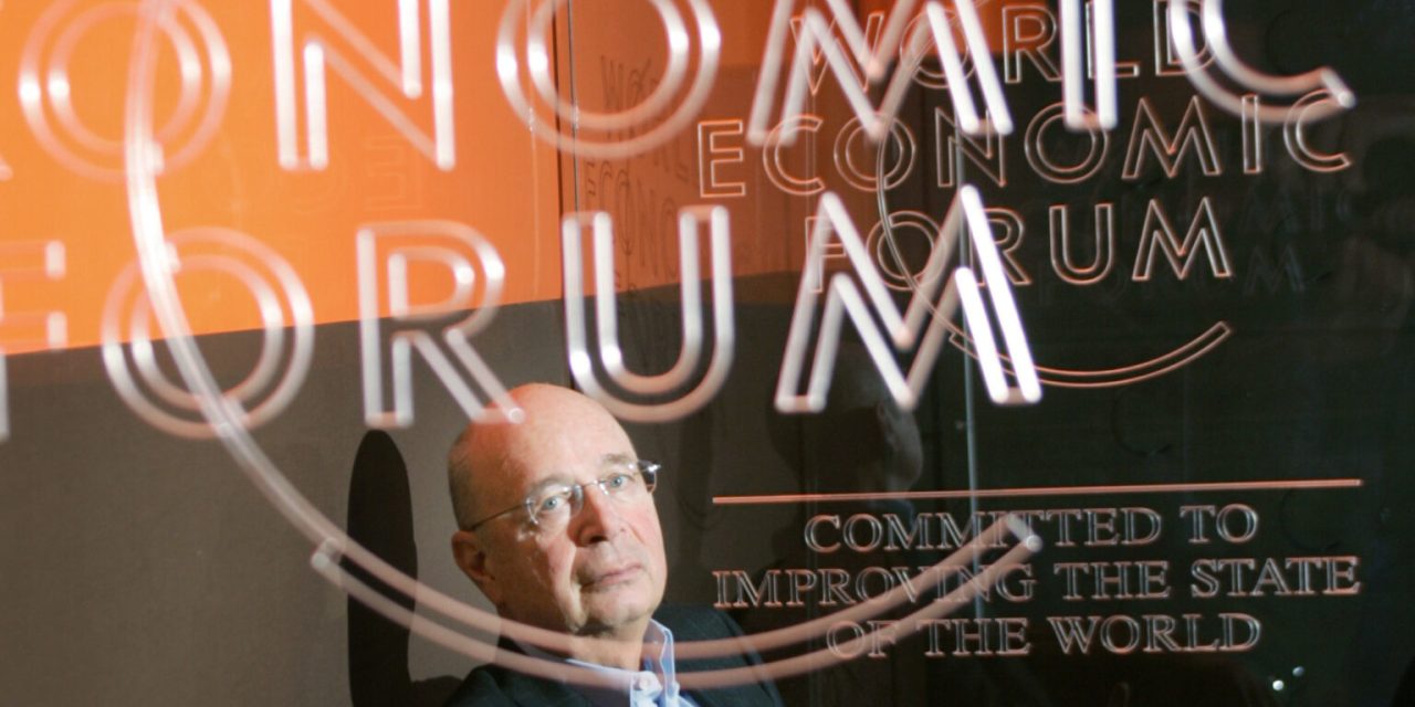 Plecarea lui Klaus Schwab ar putea anunța formarea spontană a unei noi ordini mondiale