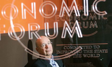 Plecarea lui Klaus Schwab ar putea anunța formarea spontană a unei noi ordini mondiale