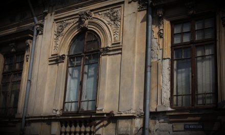 Orașul cu o mie de fețe: Secrete, Comori și Legende ale Bucureștiului- I