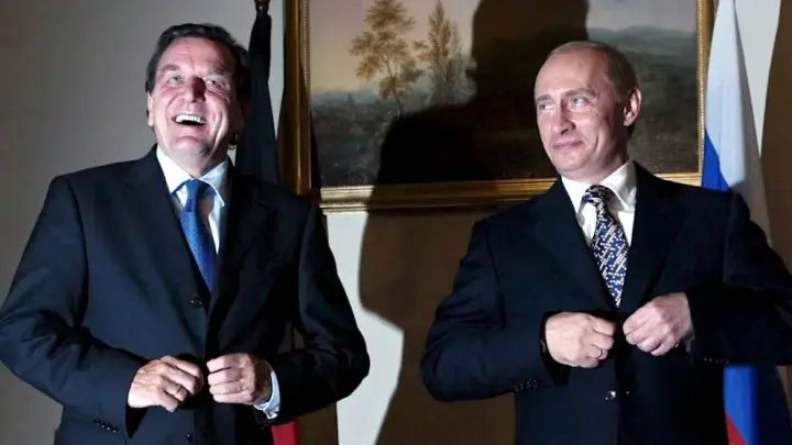 Într-un cor de… afoni!