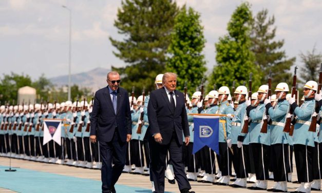 Donald Trump, din nou, în proastă dispoziţie!