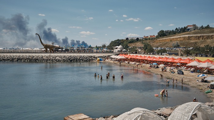 Războiul se mută pe mare!